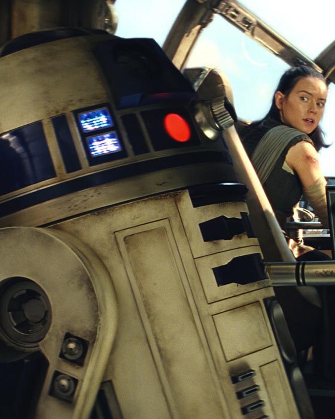 _0002_Focus on Flying